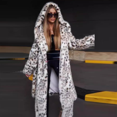 The Wild Majesty™ Leopard Faux Fur Coat